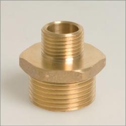 Niplu redus din alama 1/2” x 3/8”